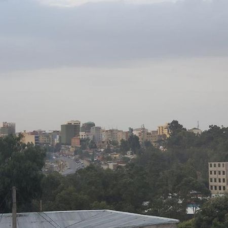 Cozy 1-Bedroom Luxury Apartment Addis-Abeba Extérieur photo